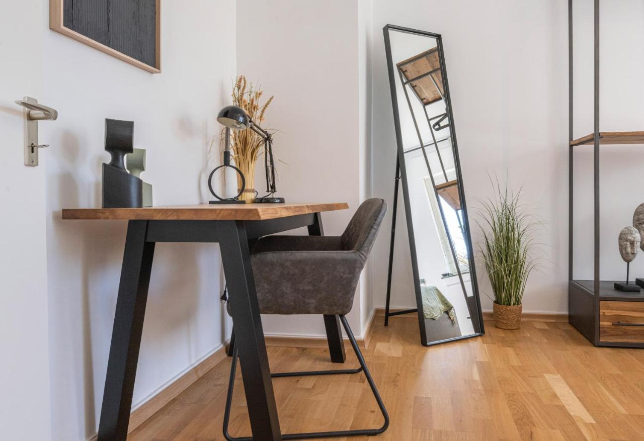 Center Dream Apartment - Netflix Κρέφελντ Εξωτερικό φωτογραφία